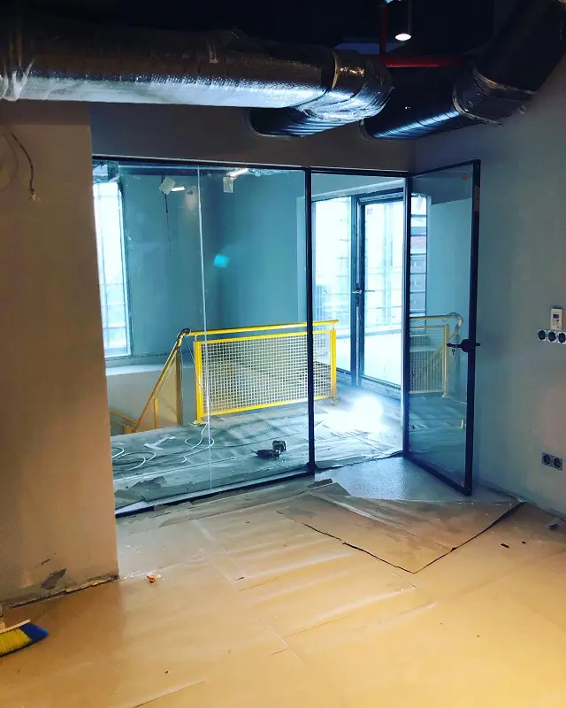 Ekoline Sistem Hoppe Kapılı Cam Bölme