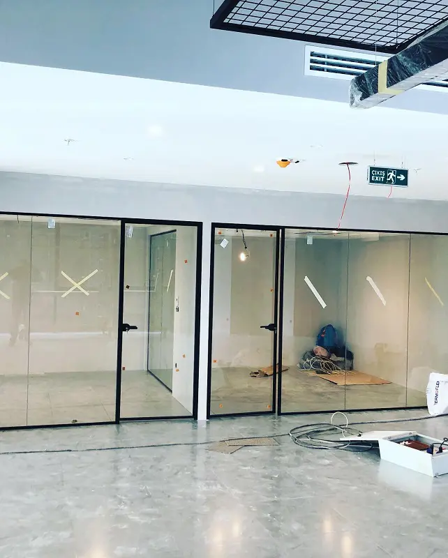 Ekoline Sistem Hoppe Kapılı Cam Bölme