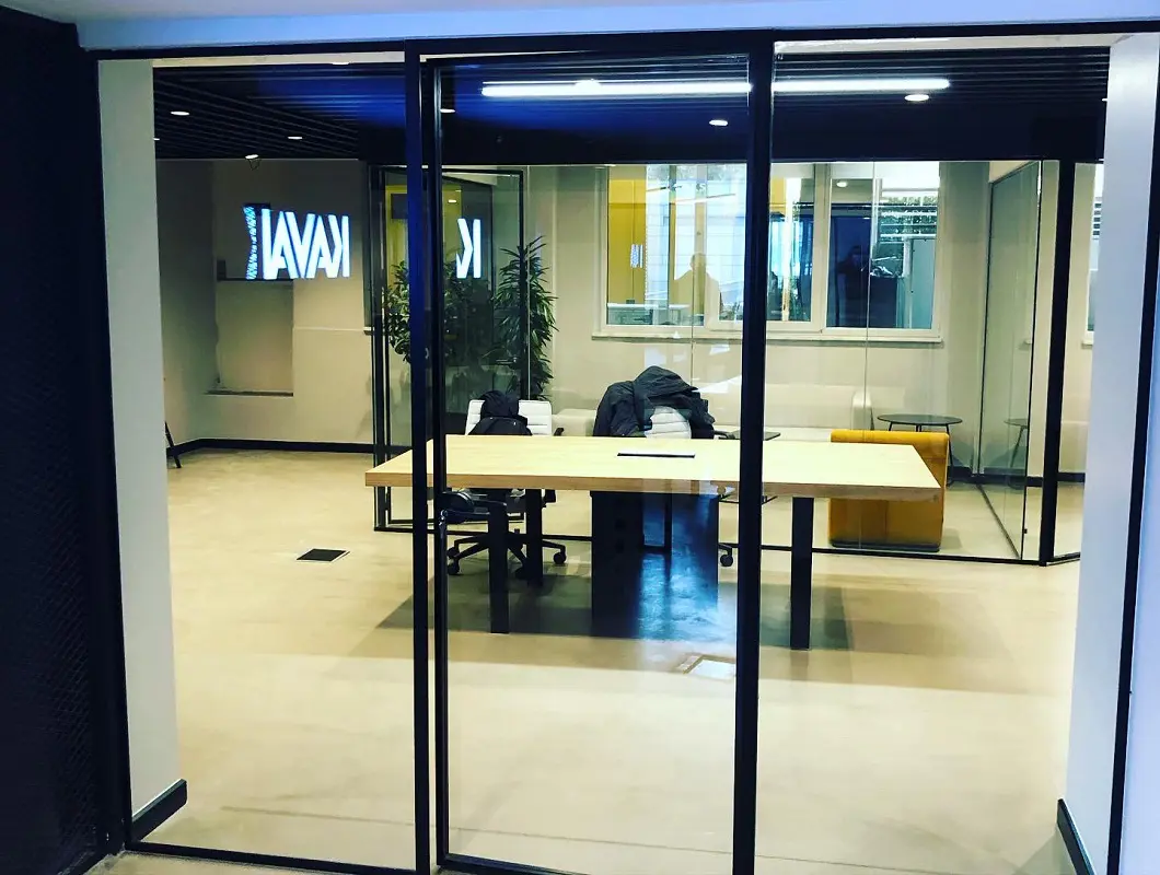 Ekoline Sistem Hoppe Çerçeveli Cam Bölme