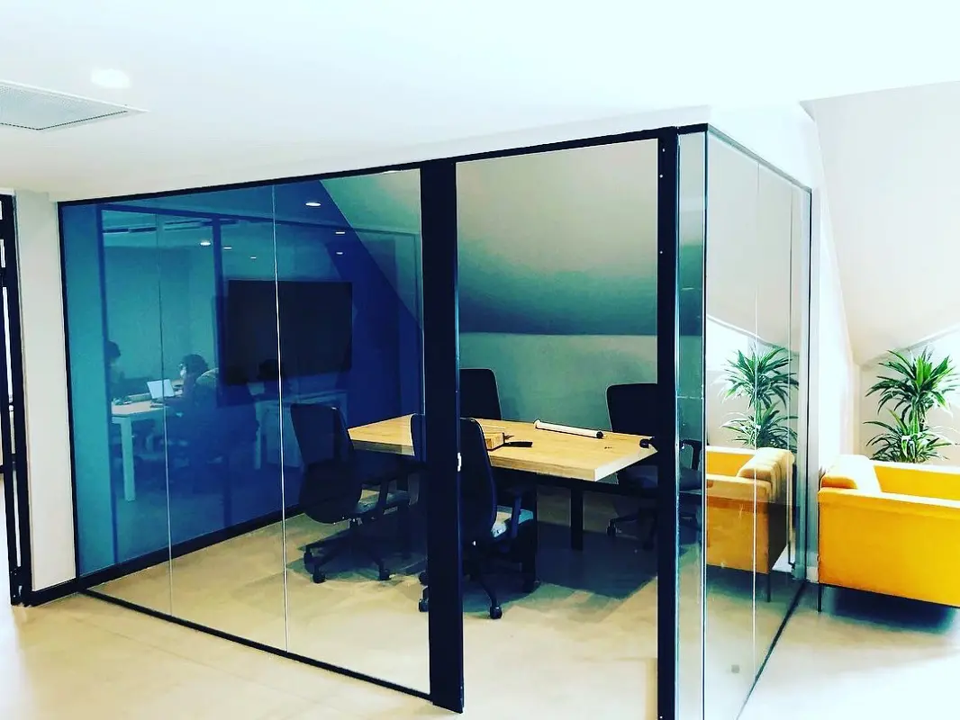 Ekoline Sistem Hoppe Kapılı Cam Bölme