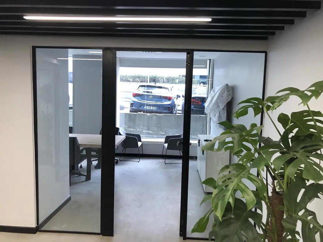 Ekoline Sistem Hoppe Çerçeveli Cam Bölme