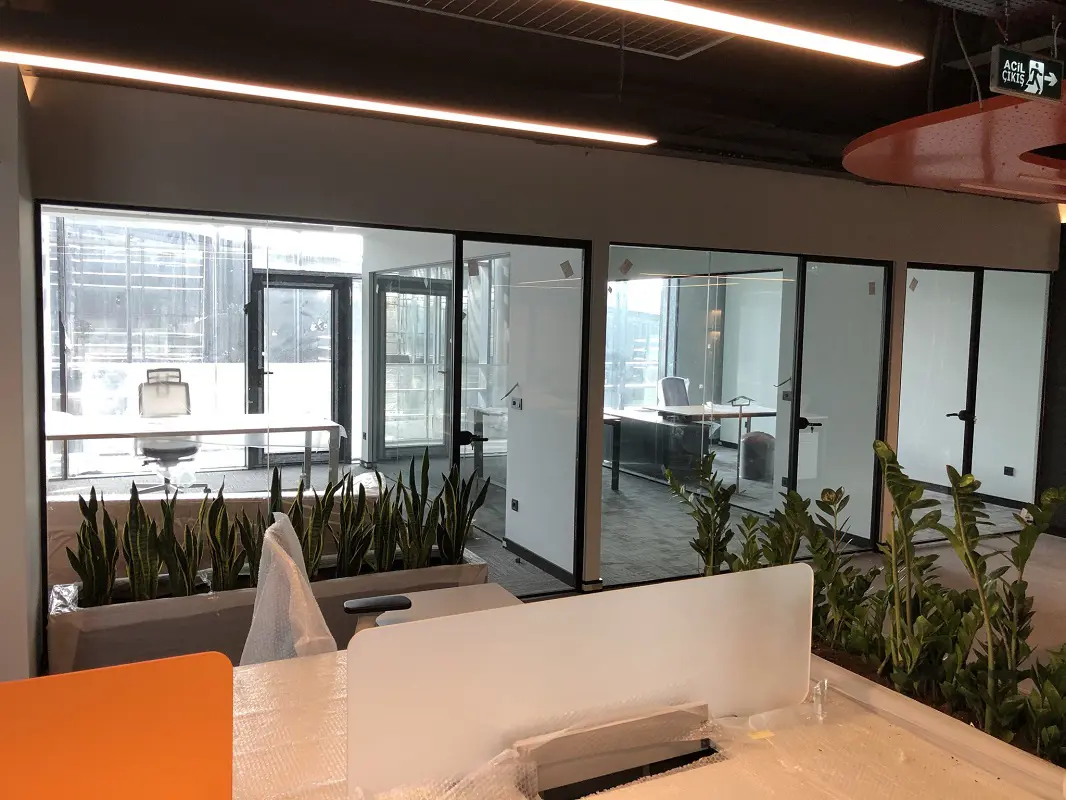 Ekoline Sistem Hoppe Kapılı Cam Bölme