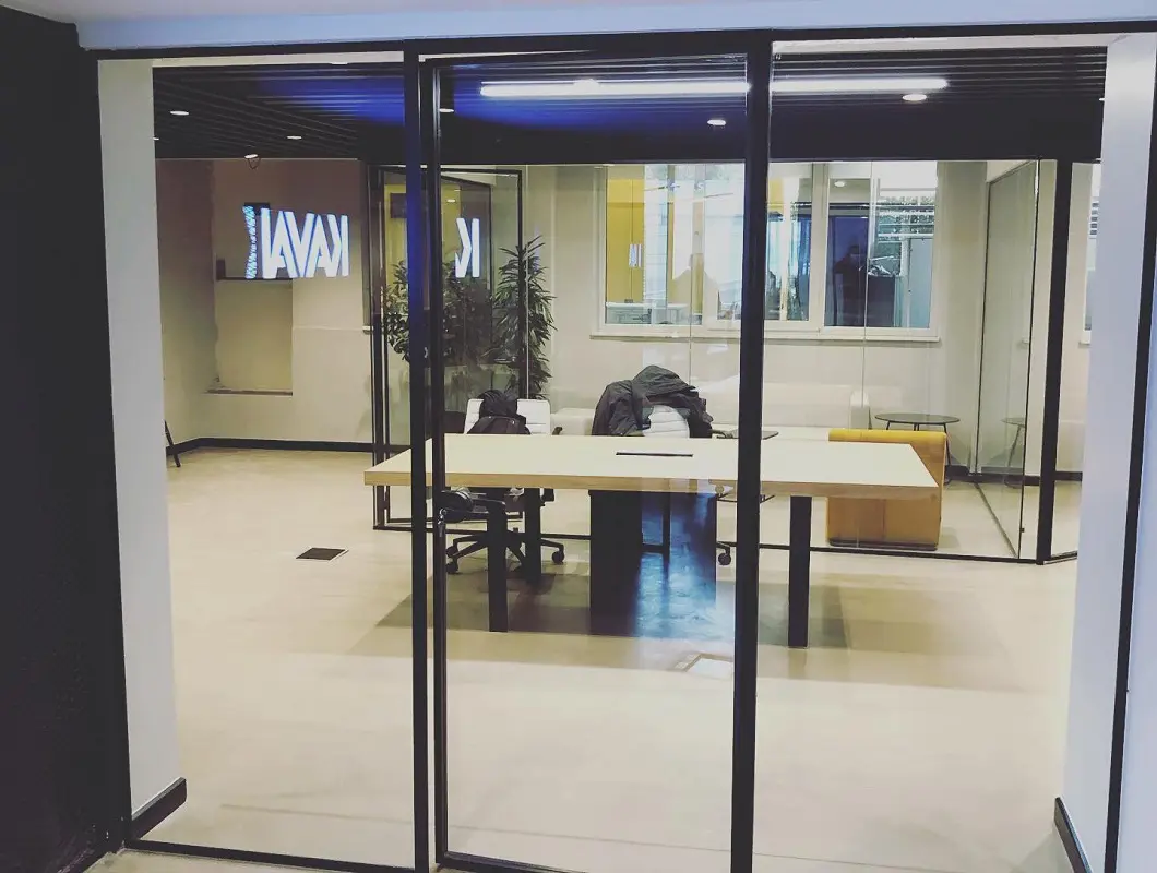 Ekoline Sistem Hoppe Çerçeveli Cam Bölme