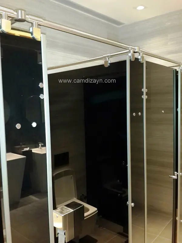 İtalyan Aksesuarlı Cubicle