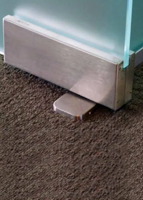 Kendinden Hidrolikli Menteşeli Cam Kapı