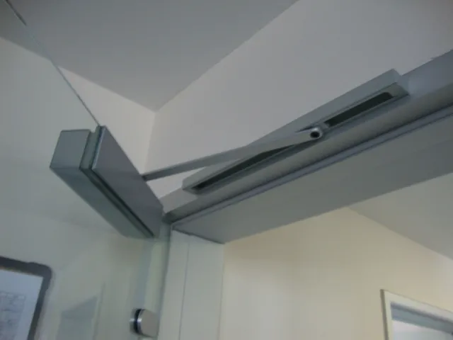 Dorma Üstten Hidrolik