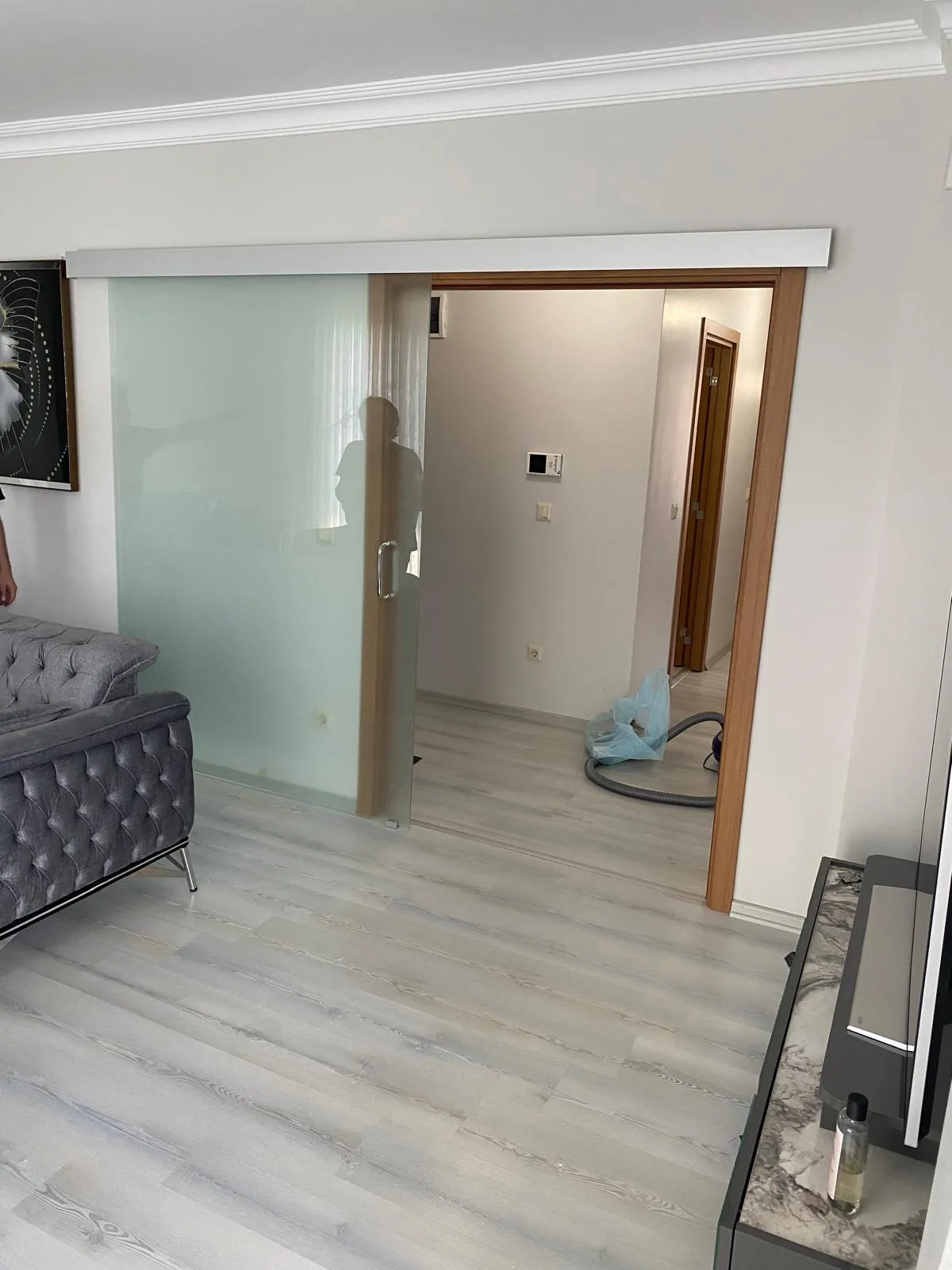 Satine Camlı Sürme Kapı