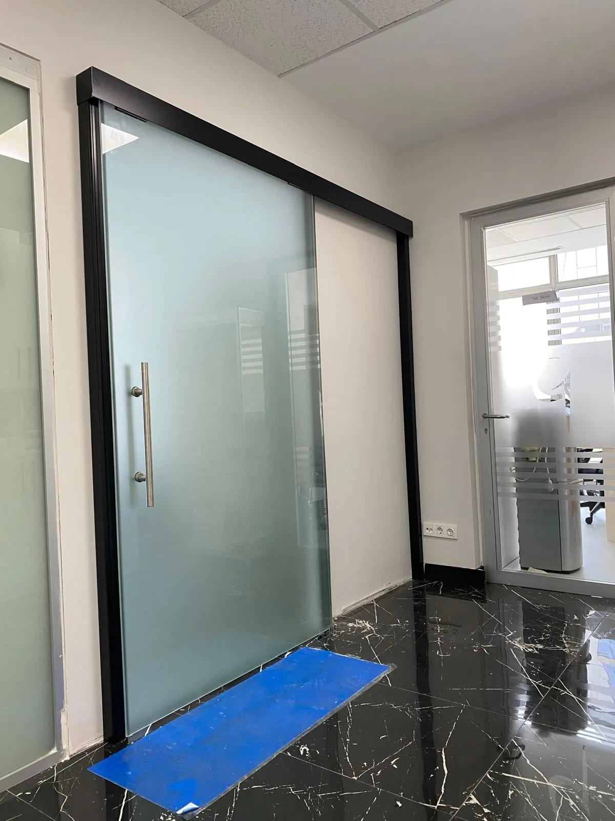 Kasalı Sürme Cam Kapı